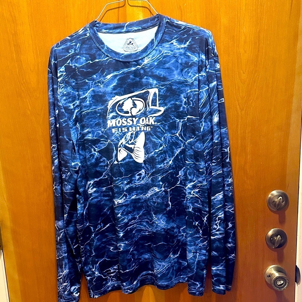 Mossy Oak Fishing shirt Size 1X